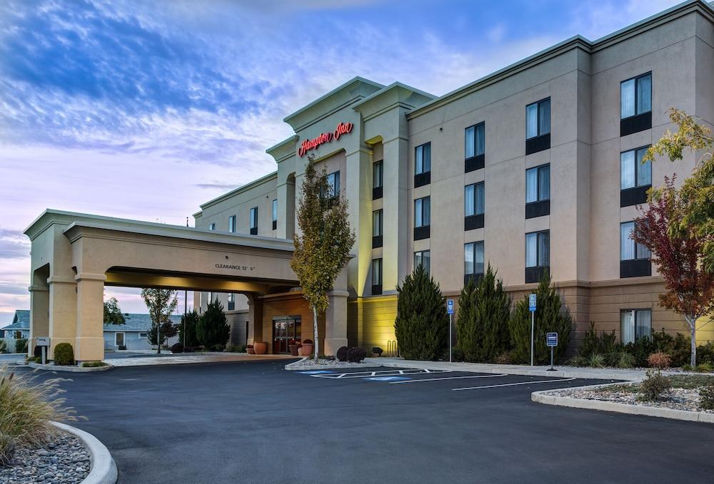 Hampton Inn Pendleton Exterior photo