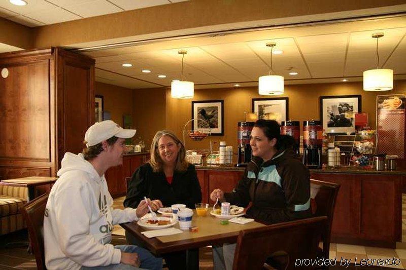 Hampton Inn Pendleton Restaurant photo